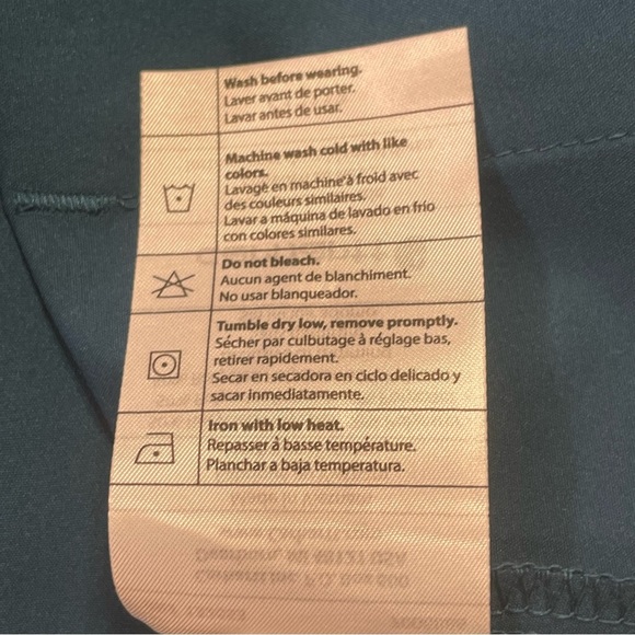 CARHARTT Force Essentials V-Neck Scrub Top in Caribbean Blue - Picture 10 of 10